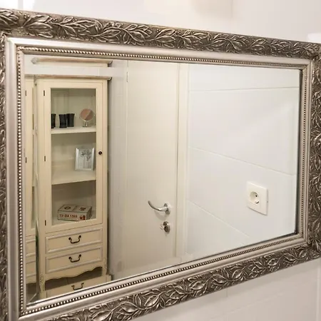 Dinka With Terrace Apartment Split