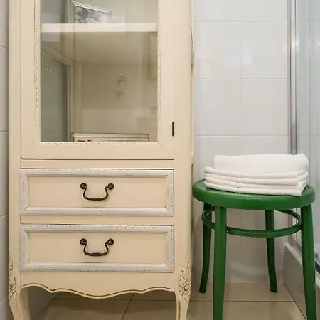 Apartment Dinka With Terrace Split