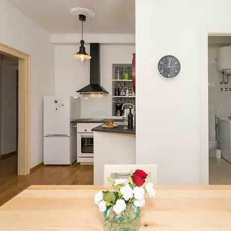 Appartamento Dinka With Terrace