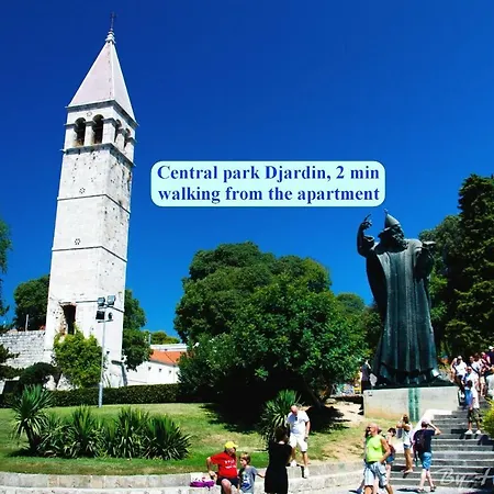 Dinka With Terrace Daire *