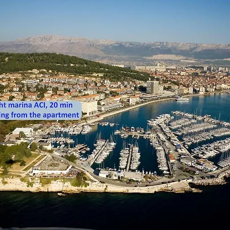 Dinka With Terrace Appartamento Spalato